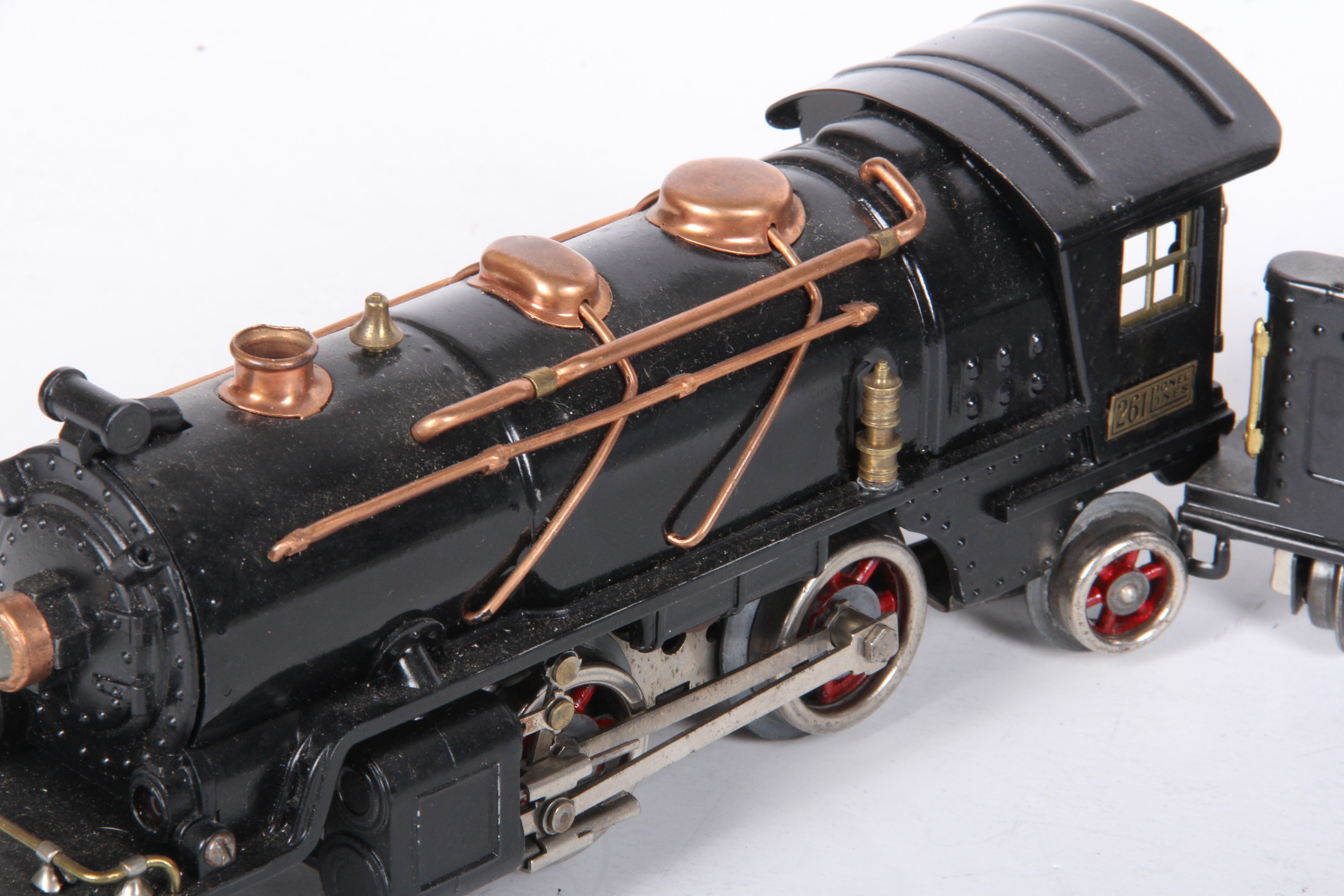 Prewar Lionel 261 Locomotive with 261T Tender