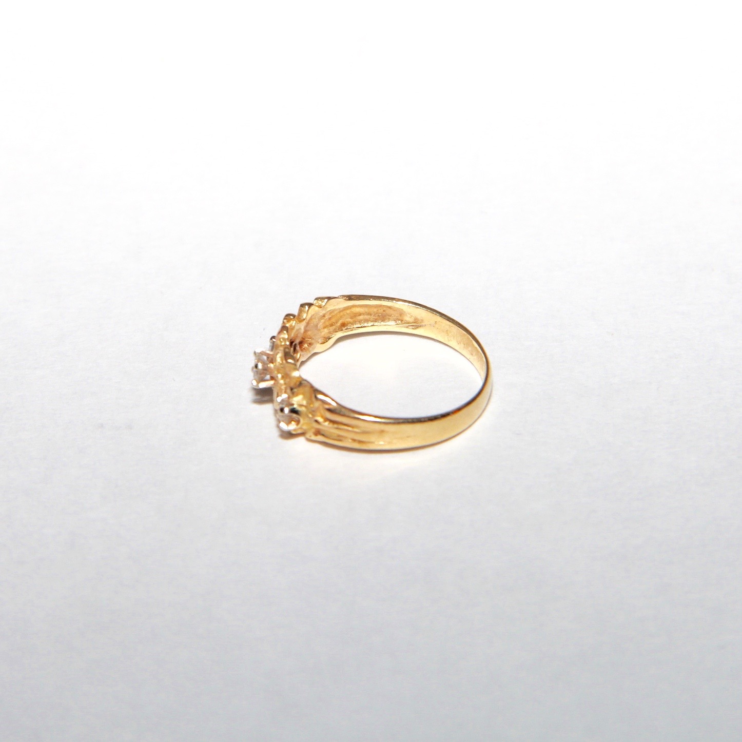 14K Yellow Gold Nugget Ring with Diamonds