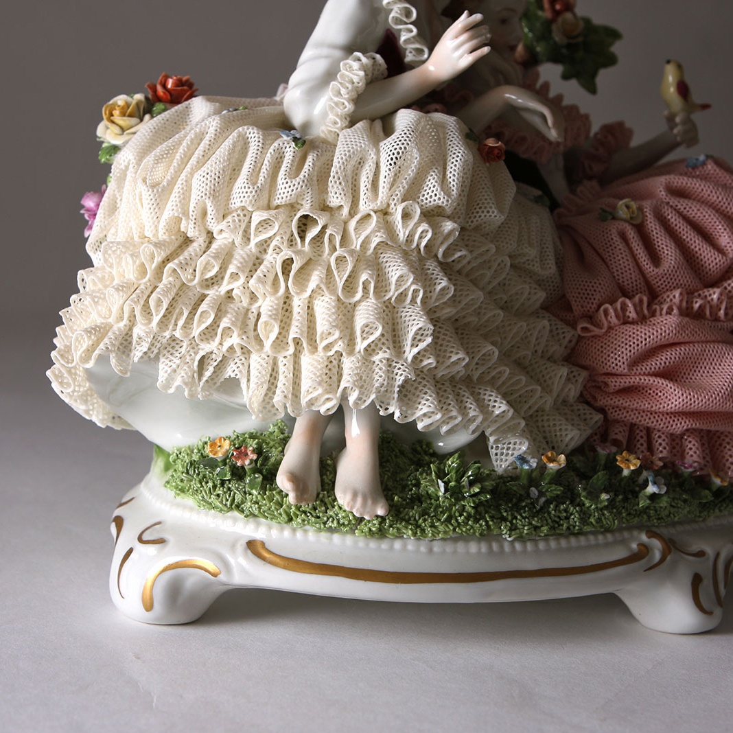 Unterweissbach Germany Dresden Lace Porcelain Ladies Figurine