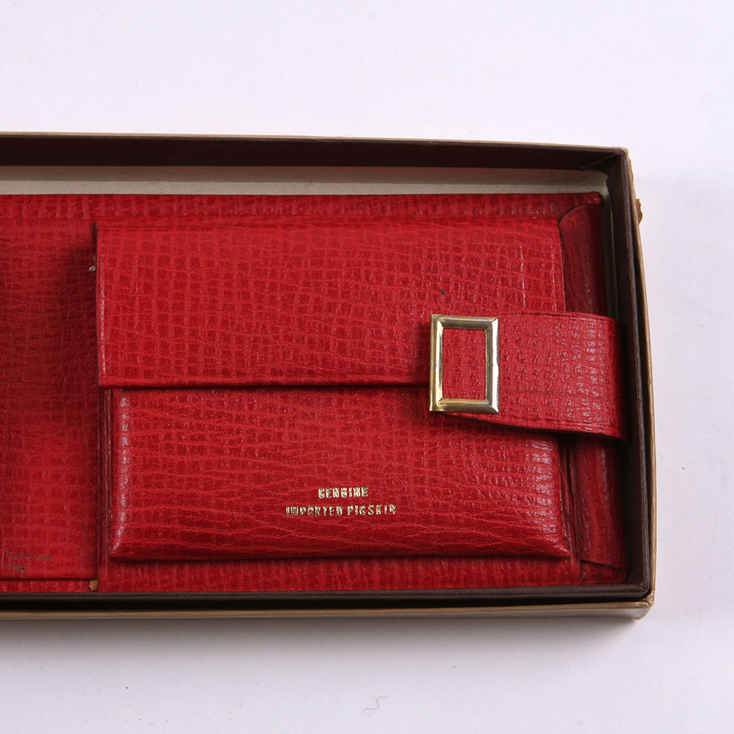 Collection of Ladies Vintage Accessories