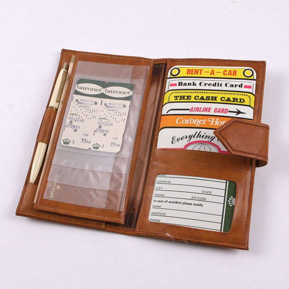 Collection of Ladies Vintage Accessories