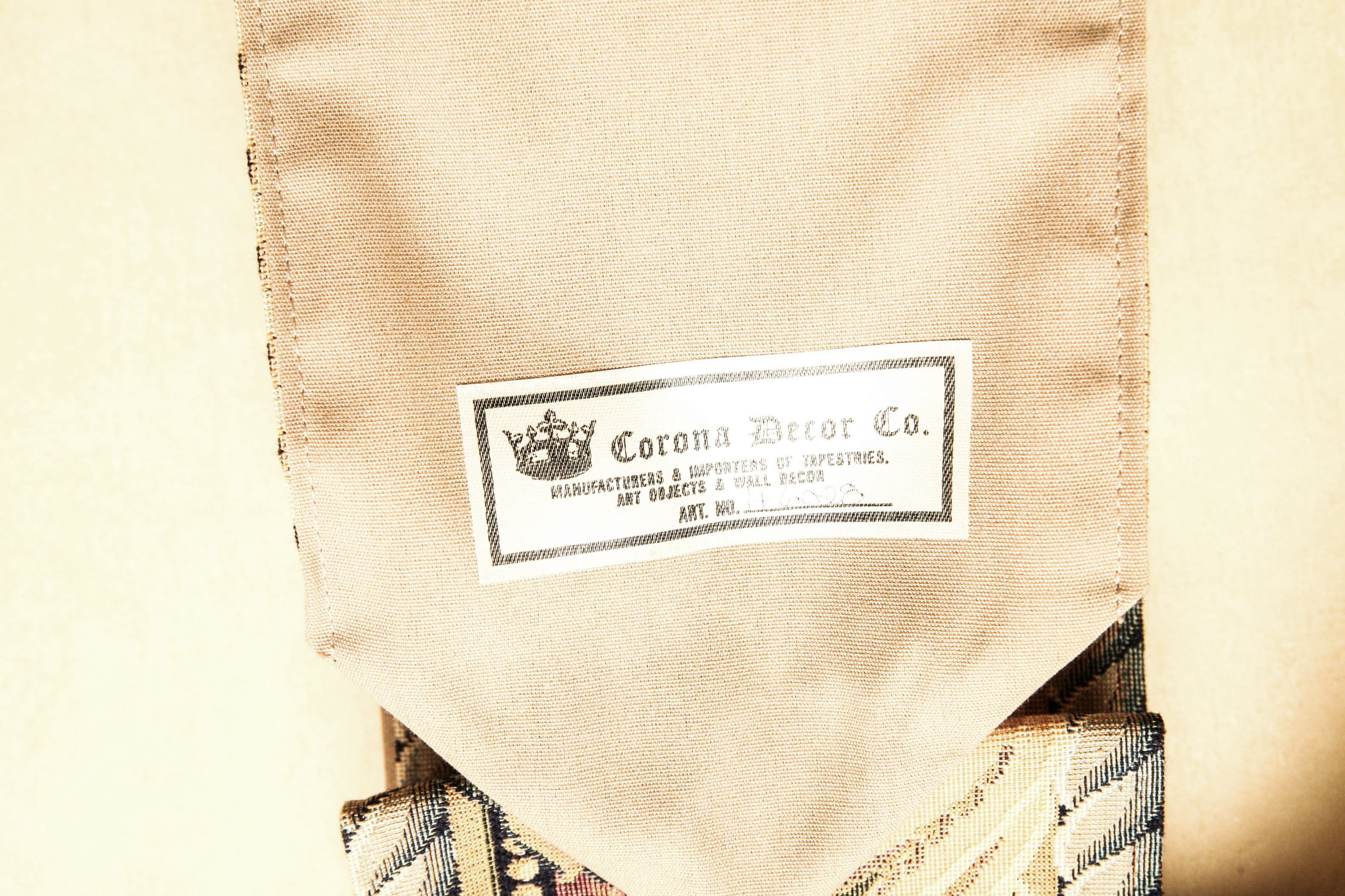 Hanging Bell Pull Tapestry by Corona Decor Co. with Leaf Hanger