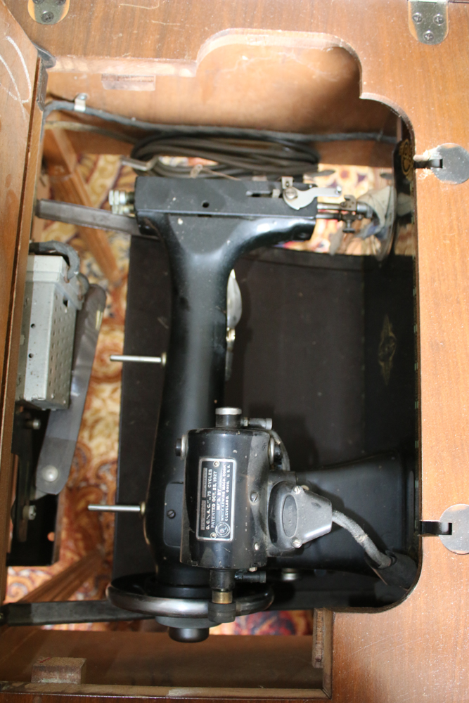 Vintage Dressmaster Sewing Machine