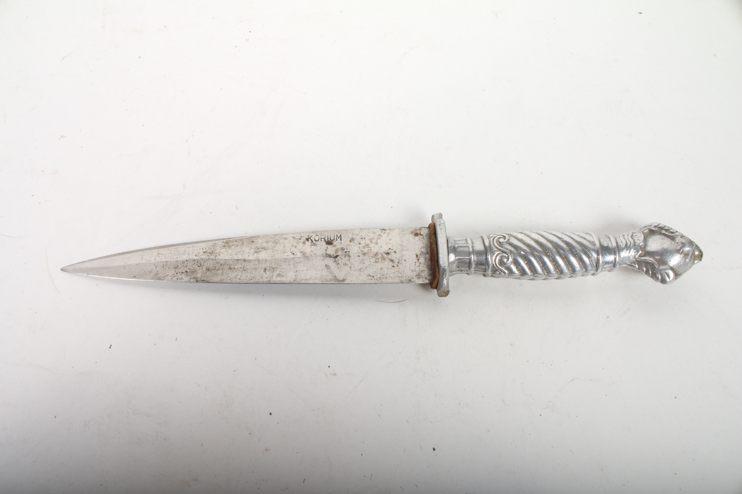 Korium Japan Dagger in Leather Sheath