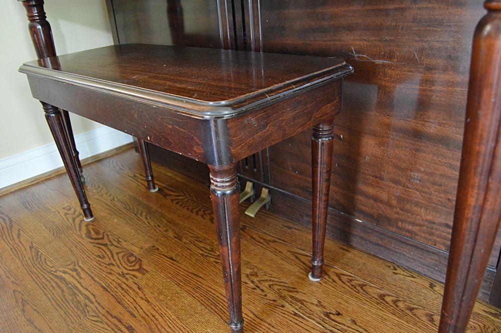 Vintage Wurlitzer Spinet Piano in Mahogany