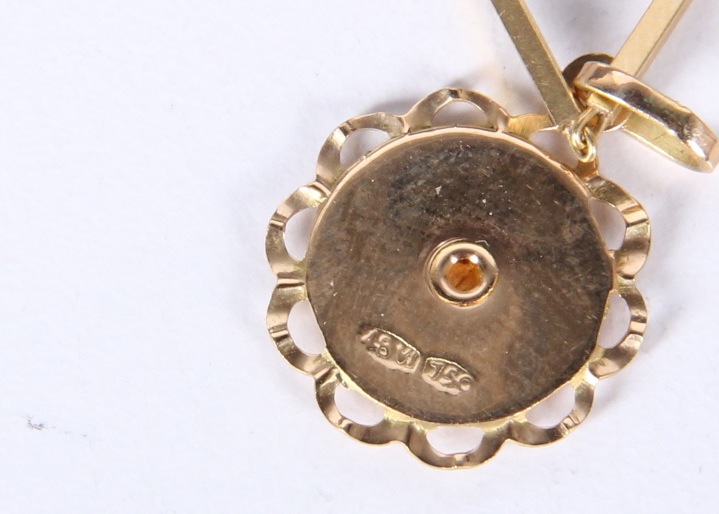 18K Yellow Gold Necklace with Pendant