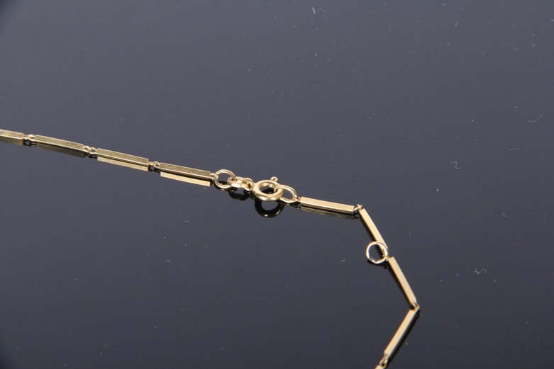 18K Yellow Gold Necklace with Pendant