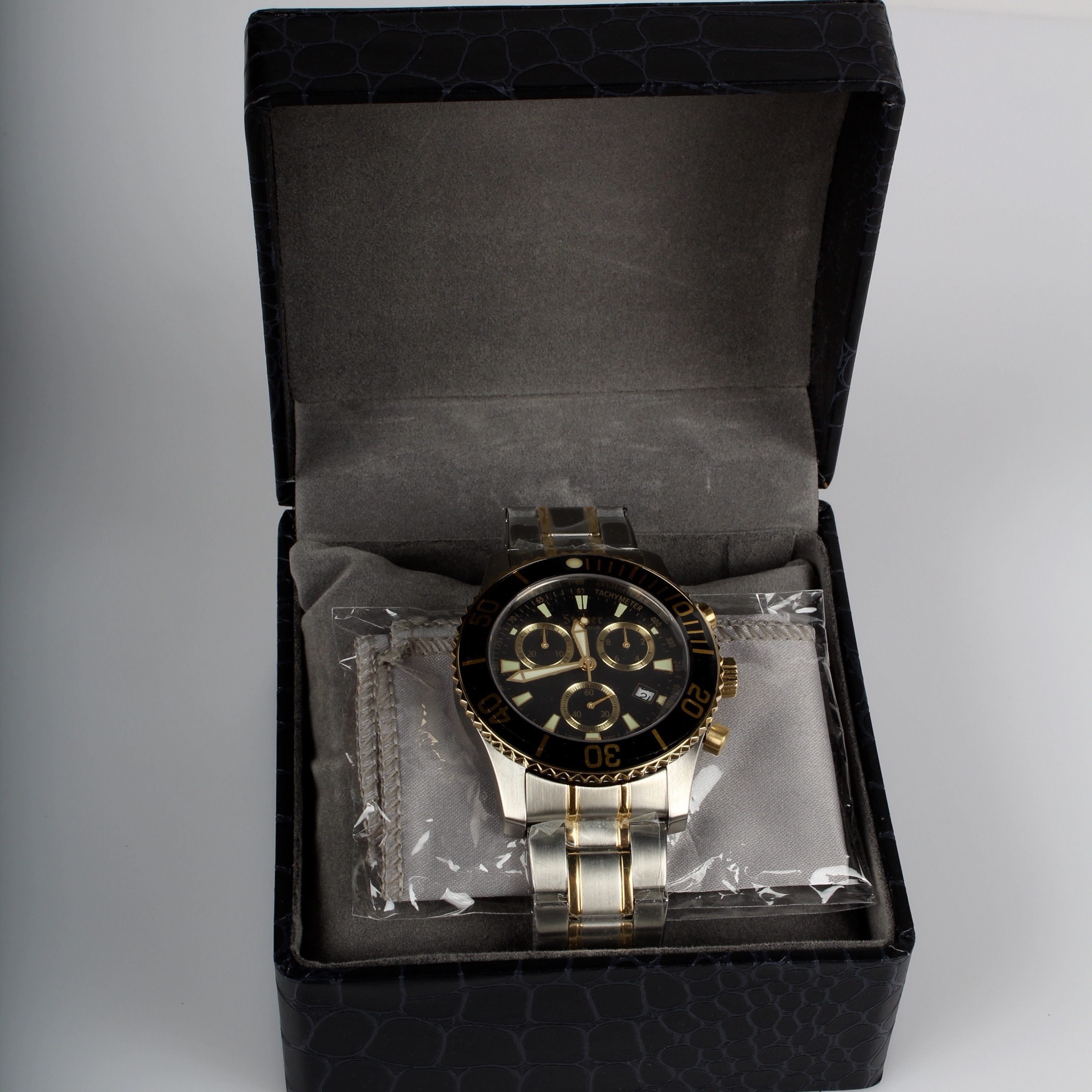 Men's Stauer Swiss Dive Watch with Original Box