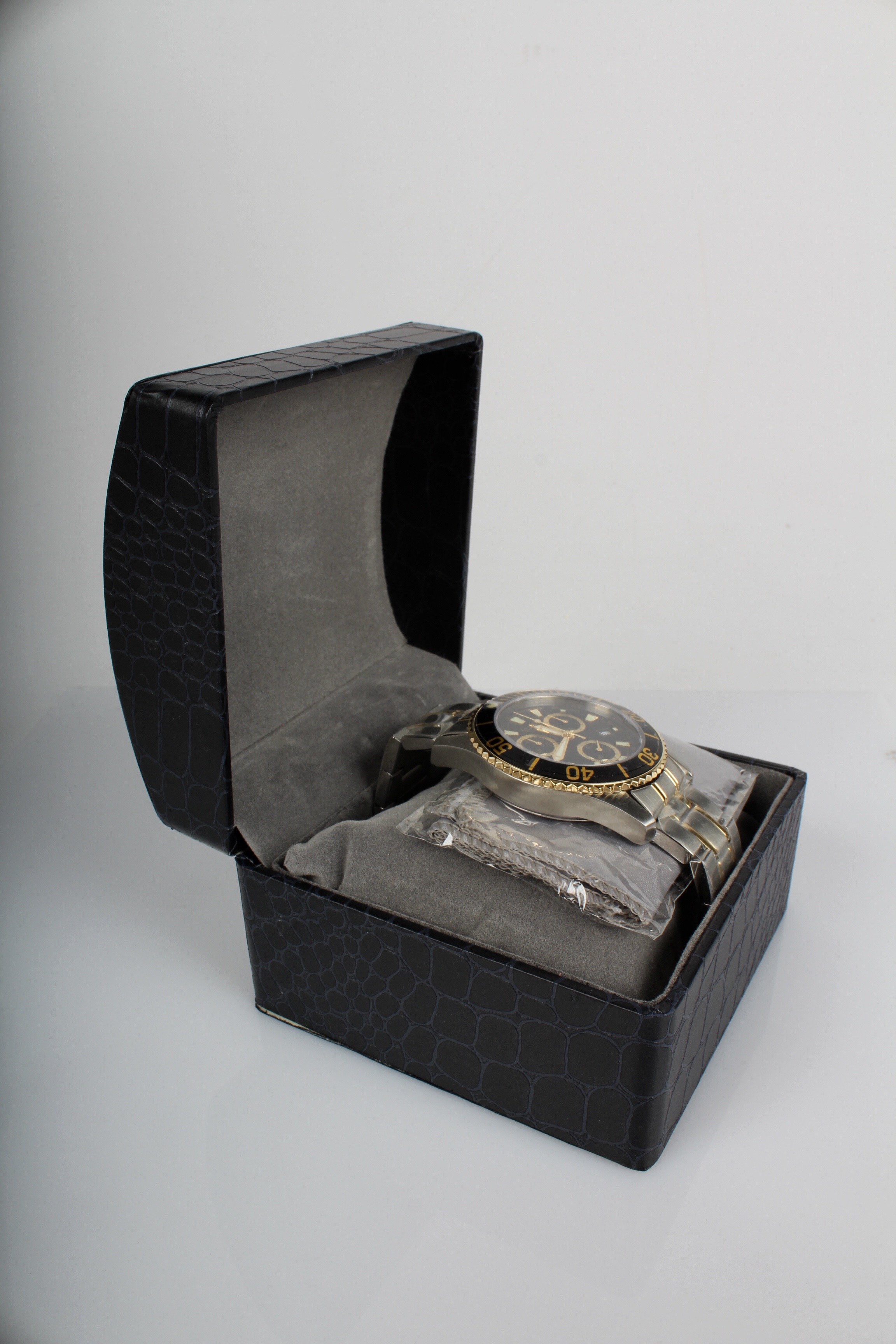 Men's Stauer Swiss Dive Watch with Original Box