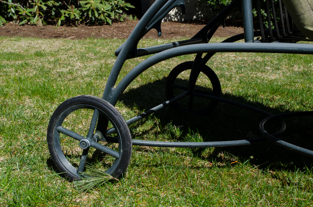 Brown Jordan "Florentine" Chaise