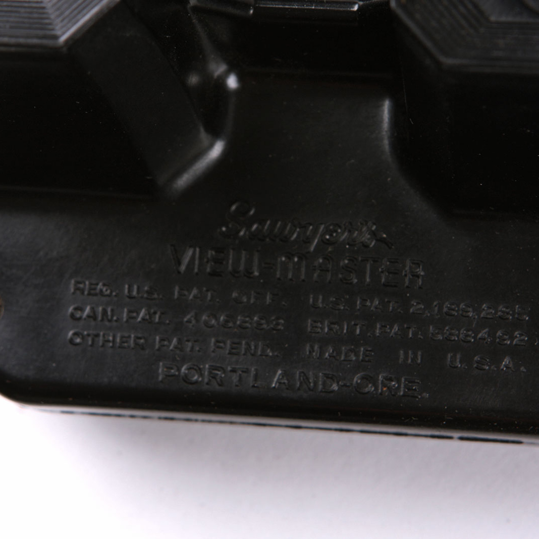 Vintage Sawyer's View-Master with Large Collection of Reels