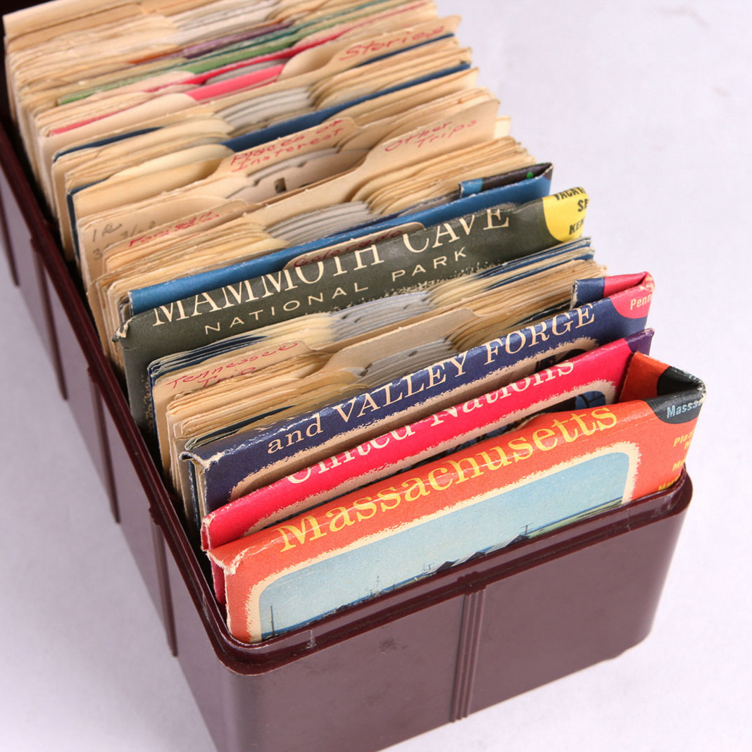 Vintage Sawyer's View-Master with Large Collection of Reels