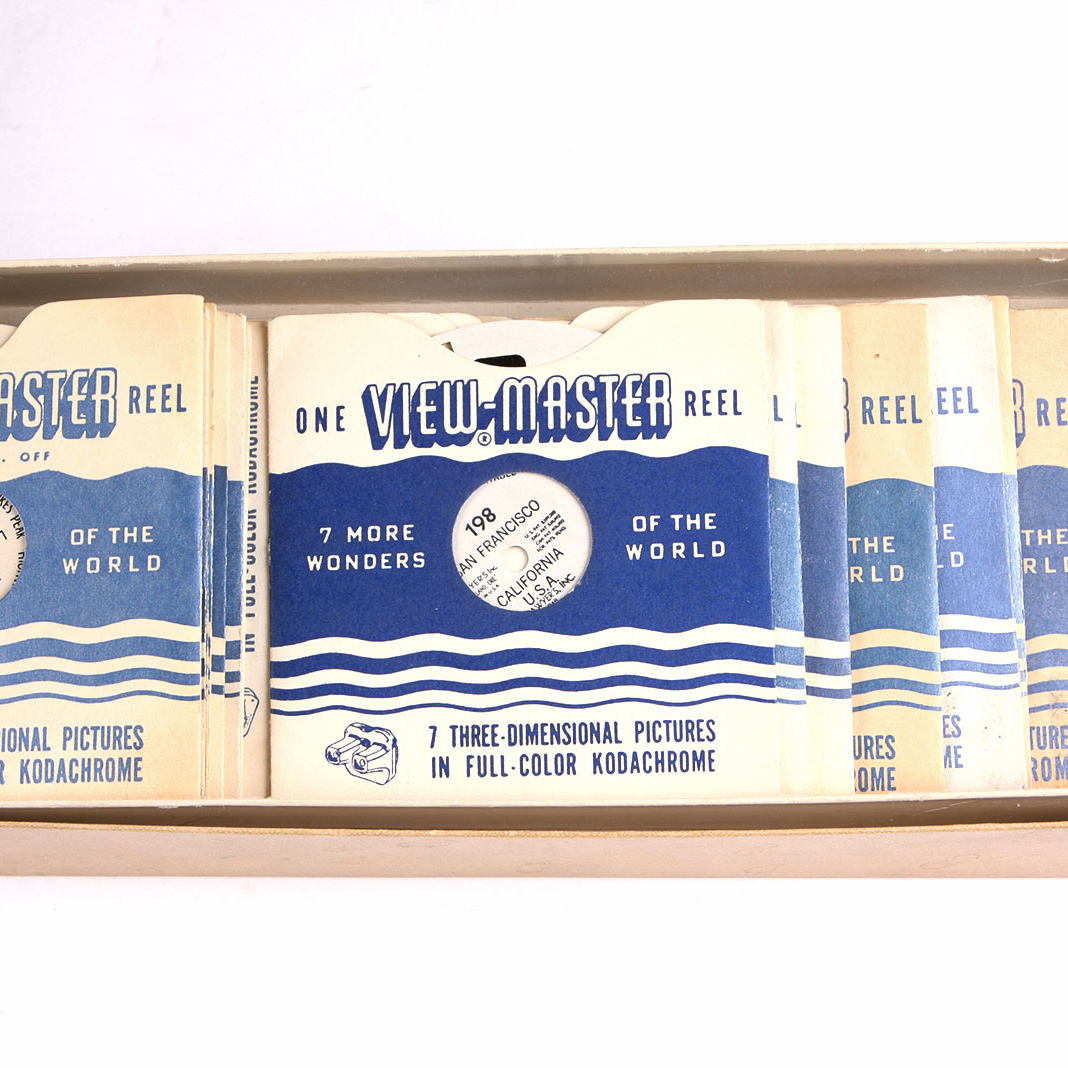 Vintage Sawyer's View-Master with Large Collection of Reels