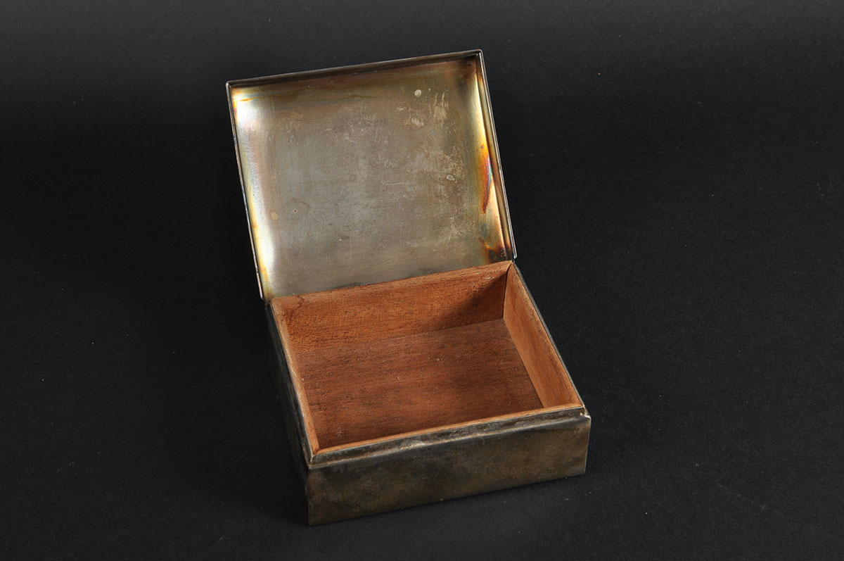 Collection of Antique and Vintage Vanity Items