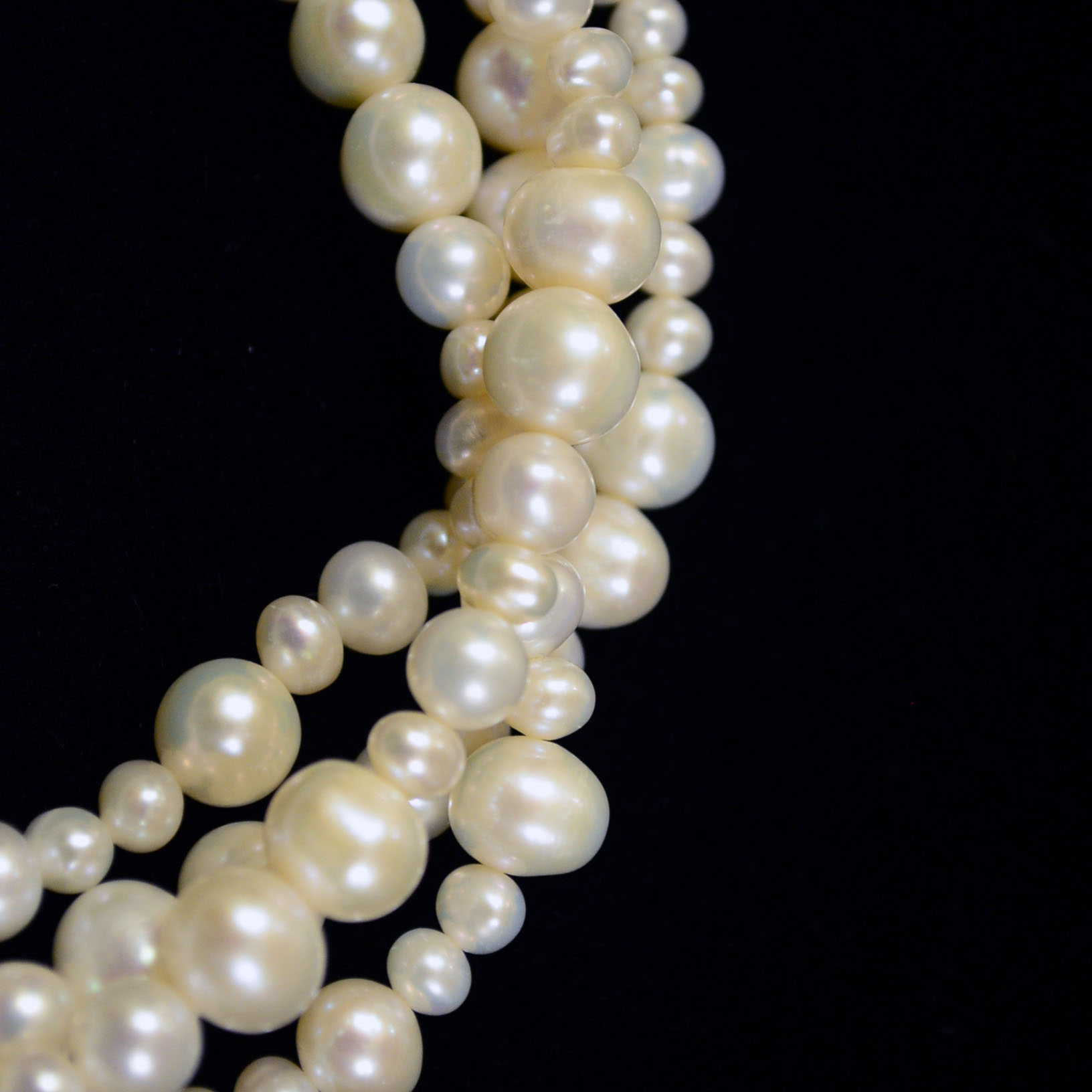 White Pearl Bracelet