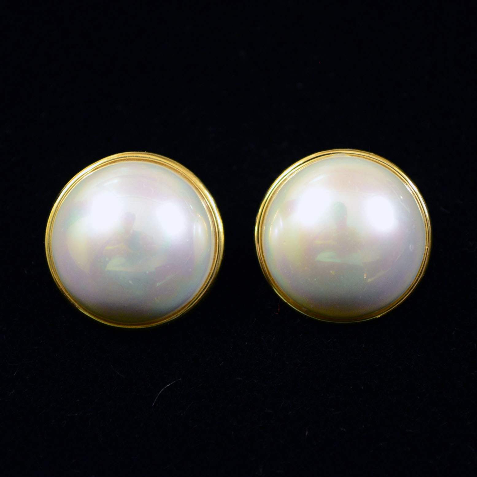 Pair of 14K Yellow Gold and Pearl Earrings