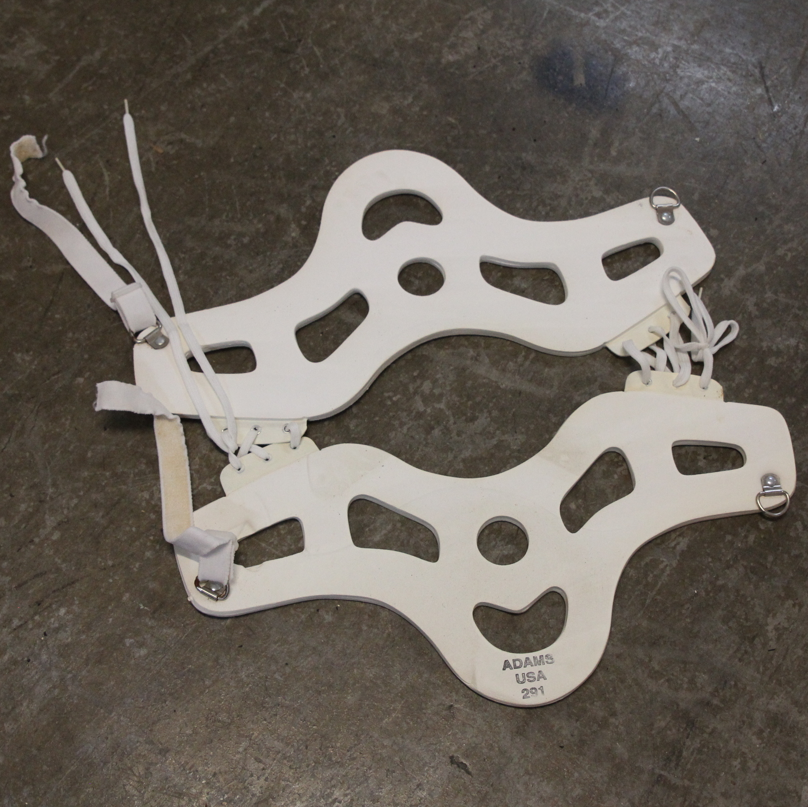 18 Adams Spider Pads