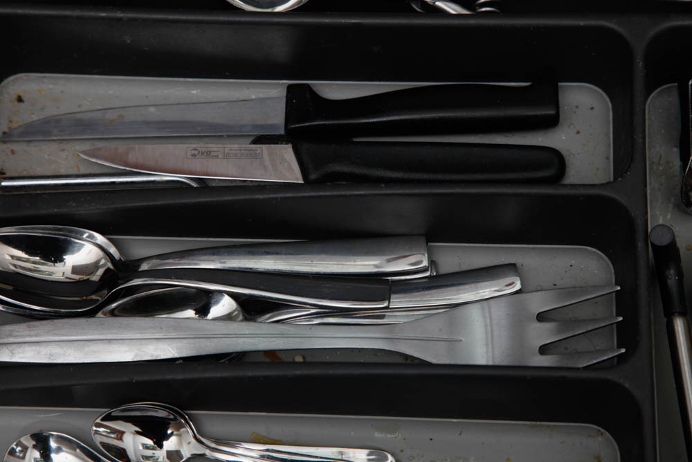 Assortment of Kitchen Utensils