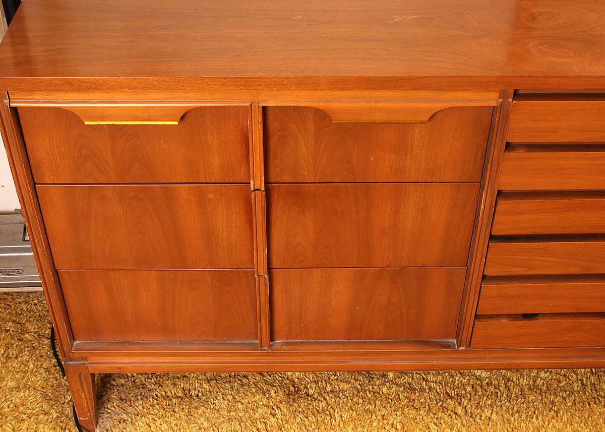 Mid Century Modern Chest of Drawers with Mirror