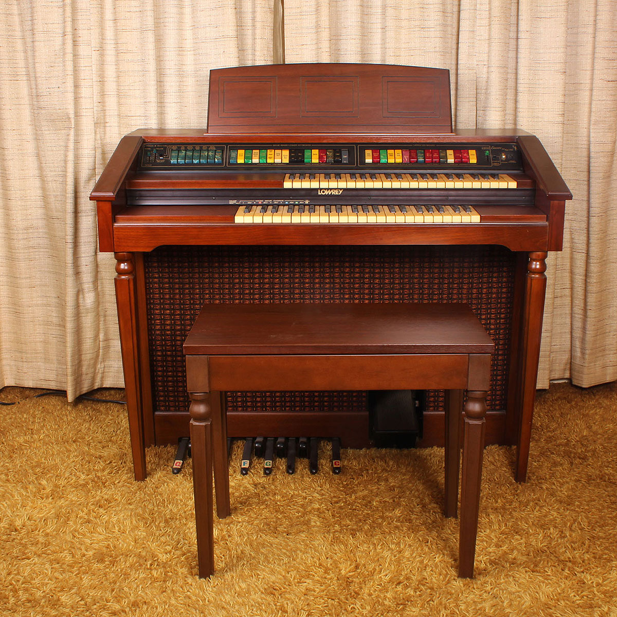 Lowrey Electric Organ