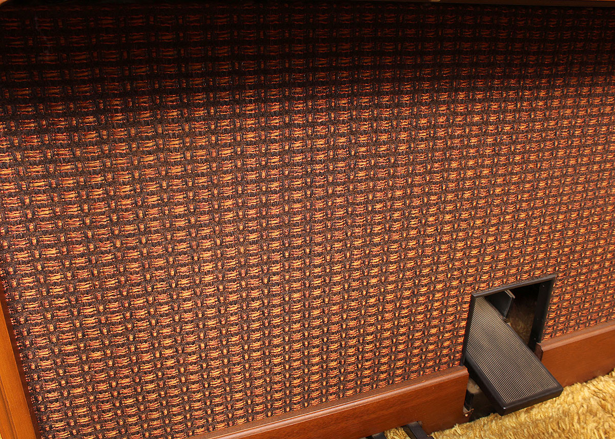 Lowrey Electric Organ