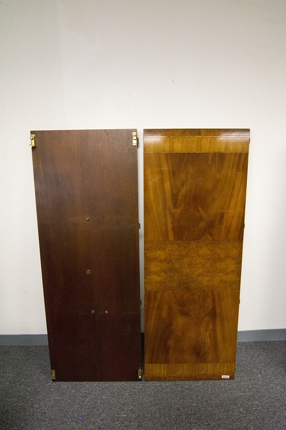 Restall, Brown & Clennell Mahogany Pedestal Table