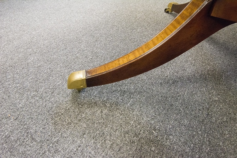 Restall, Brown & Clennell Mahogany Pedestal Table