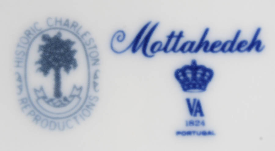 Blue and White Ceramic Decor and Tableware Featuring Mottadeh