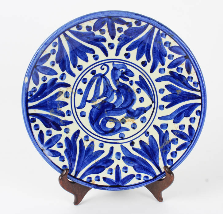 Blue and White Ceramic Decor and Tableware Featuring Mottadeh