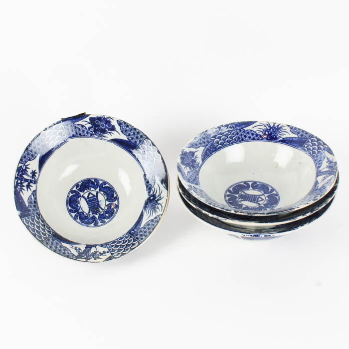 Chinese Blue and White Ceramic Footed Bowls