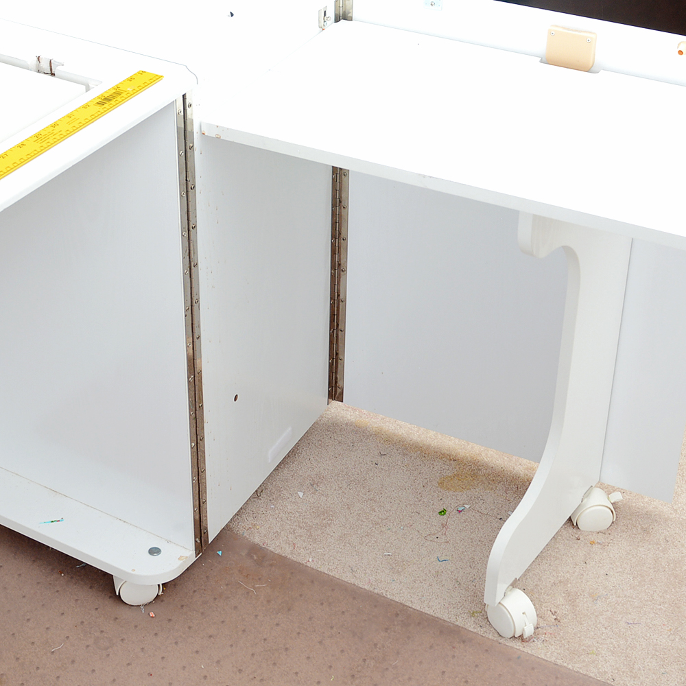 Horn of America Deluxe Combo-Air Sewing Center, Model 3178