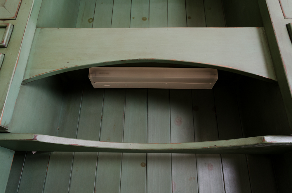 Green Country Desk With Hutch