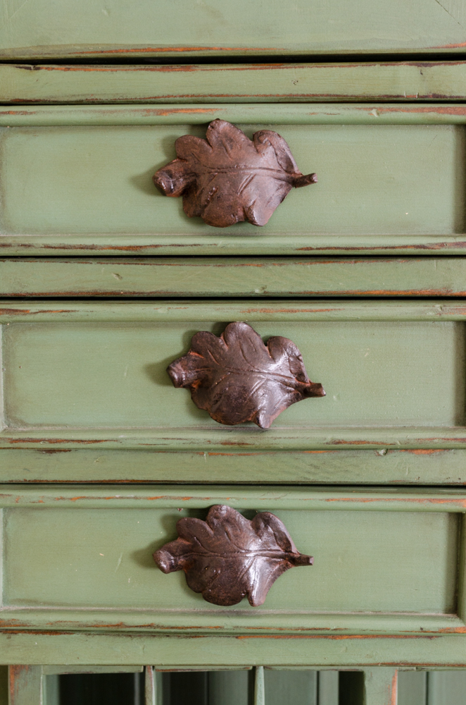 Green Country Desk With Hutch