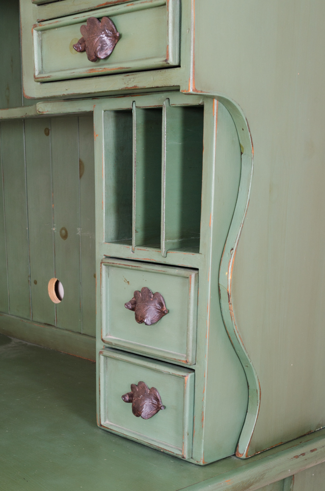 Green Country Desk With Hutch