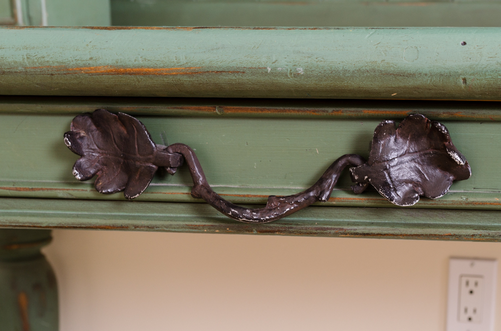 Green Country Desk With Hutch