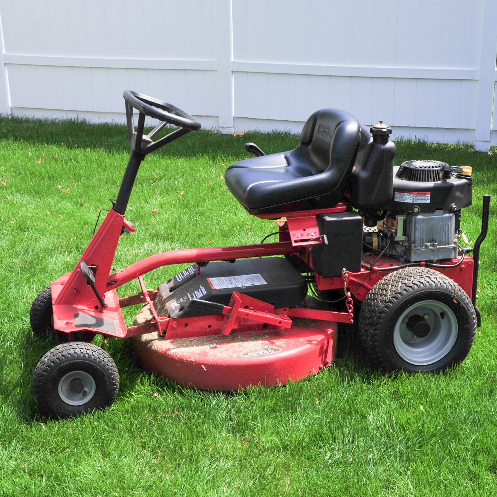 Briggs and Stratton Snapper Riding Lawn Mower EBTH