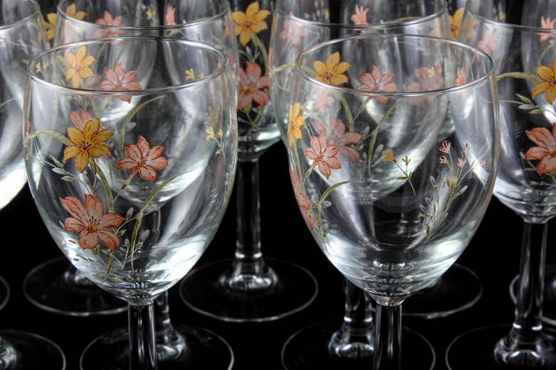 Floral Wine Glass Set