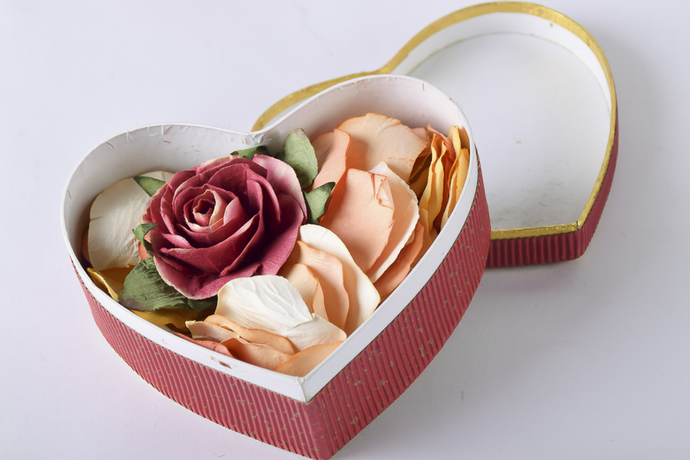 Dried Flowers and Potpourri Decor