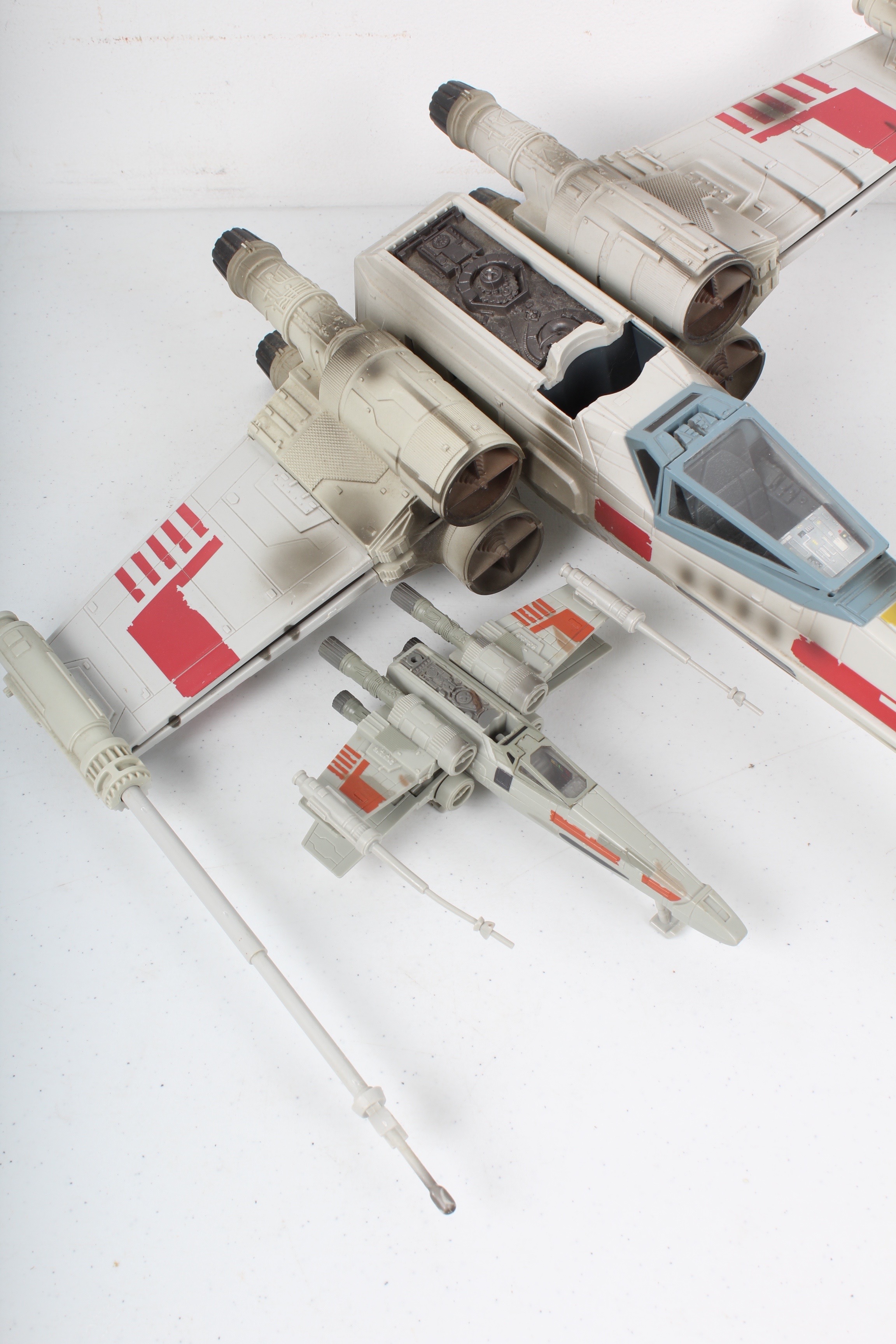 Pair of T-65 X-Wing Fighter Models