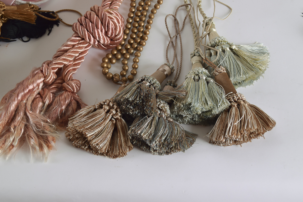 Collection of Bed Linens and Accent Pillows