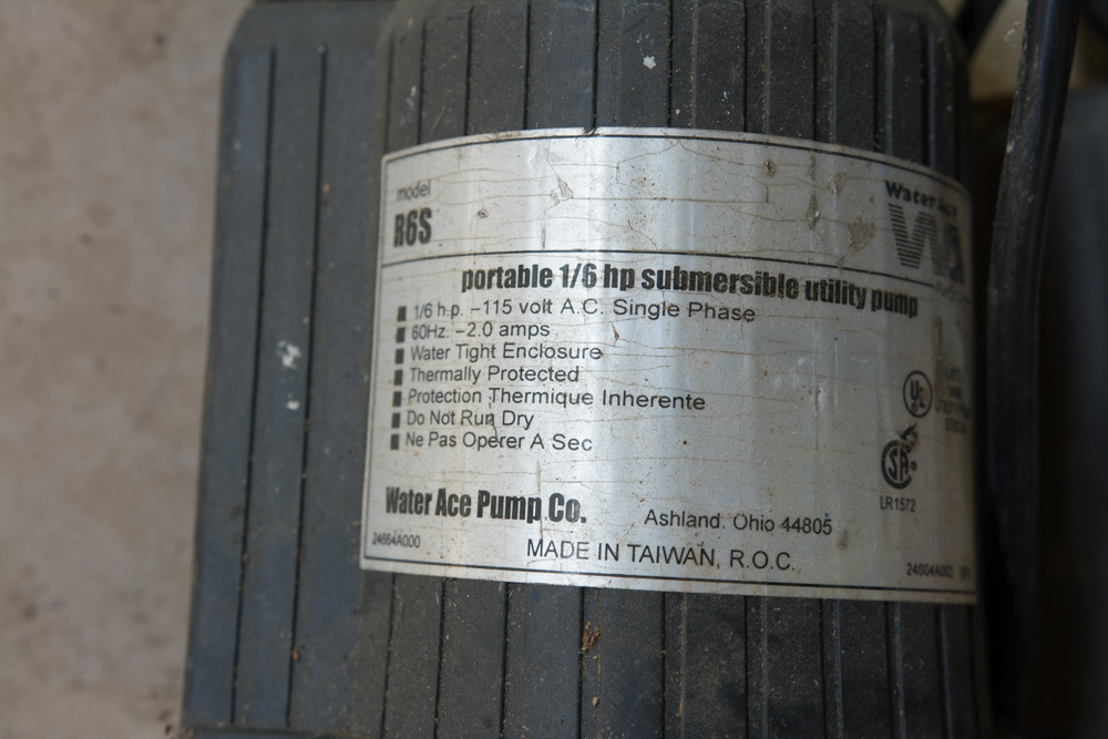 Portable 1/6 HP Submersible Utility Pumps