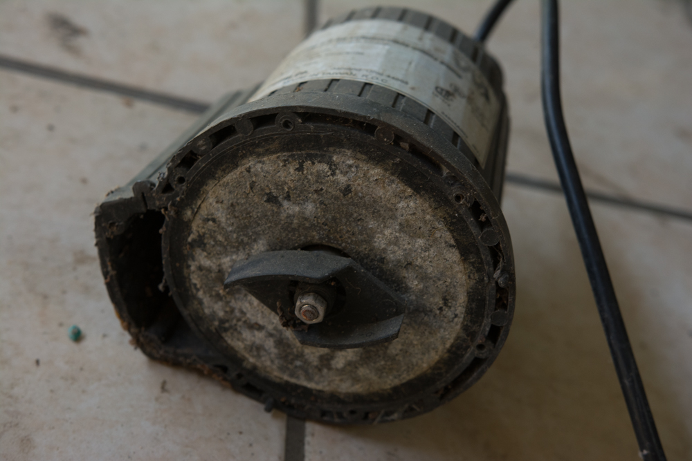 Portable 1/6 HP Submersible Utility Pumps