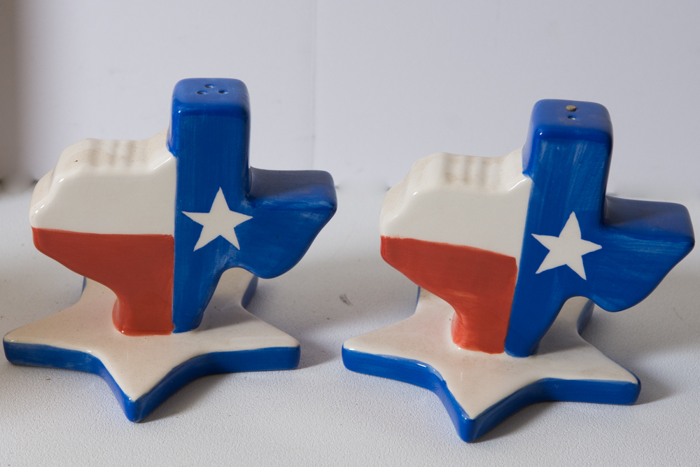 Collection of Ceramic Texas Themed Decor
