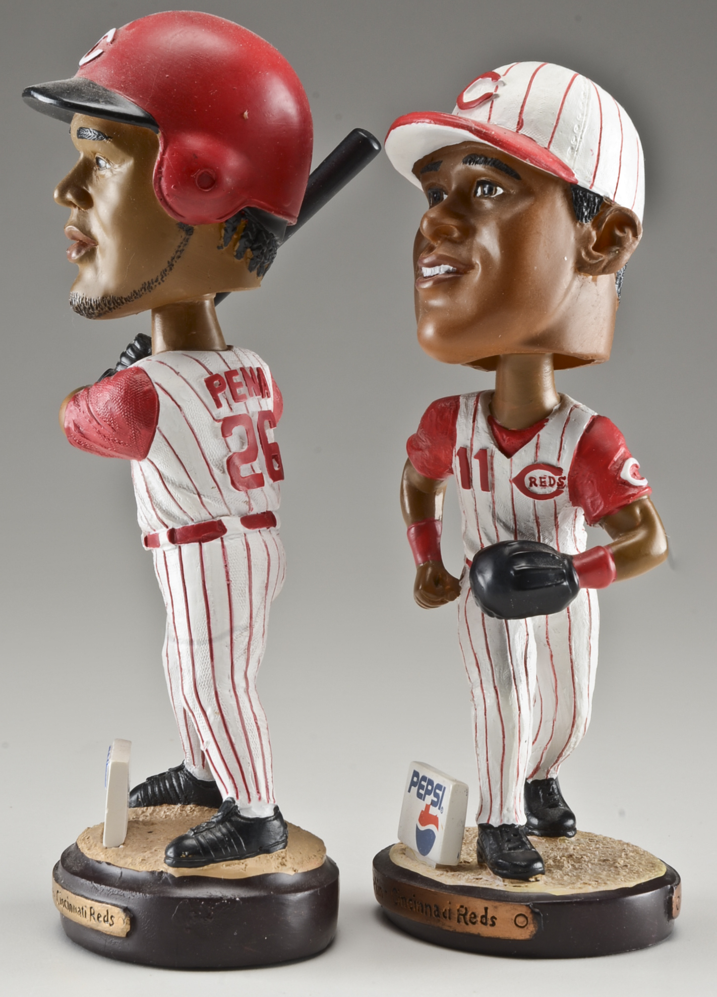 Cincinnati Reds Souvenir Collectibles And Bobble Head Dolls