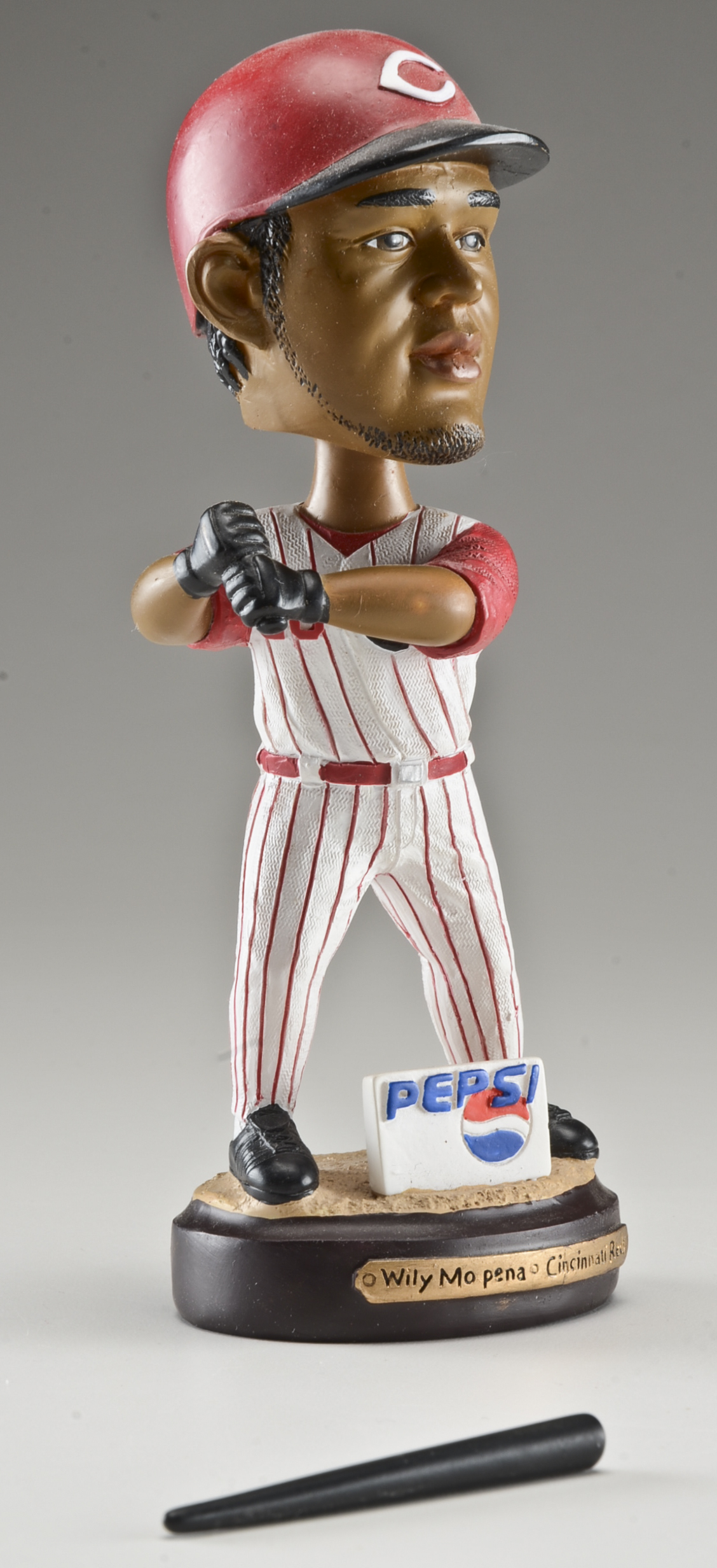 Cincinnati Reds Souvenir Collectibles And Bobble Head Dolls