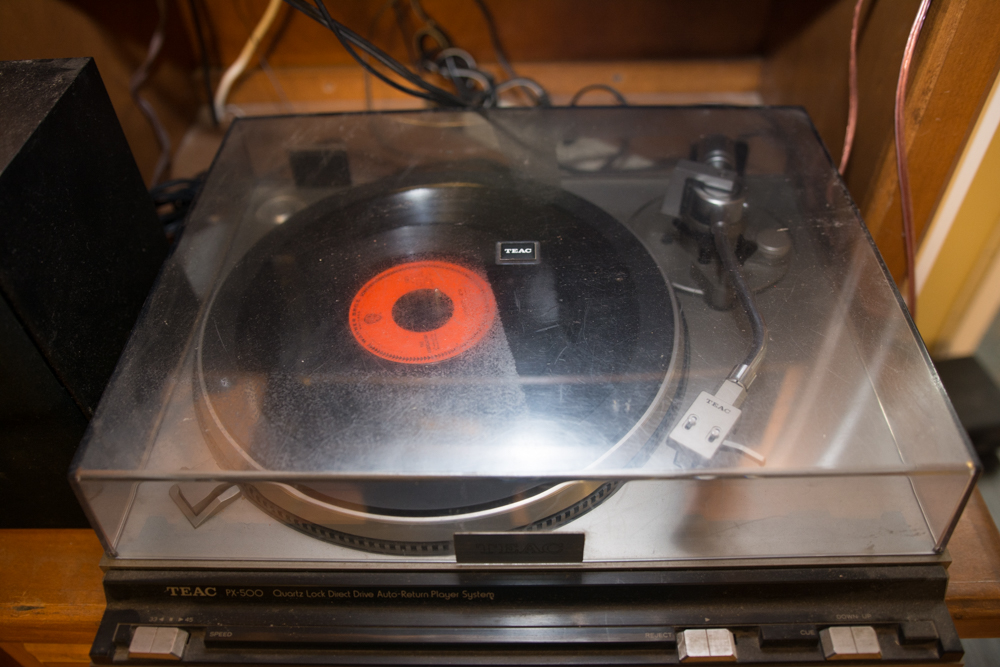 TEAC Quartz Record Player