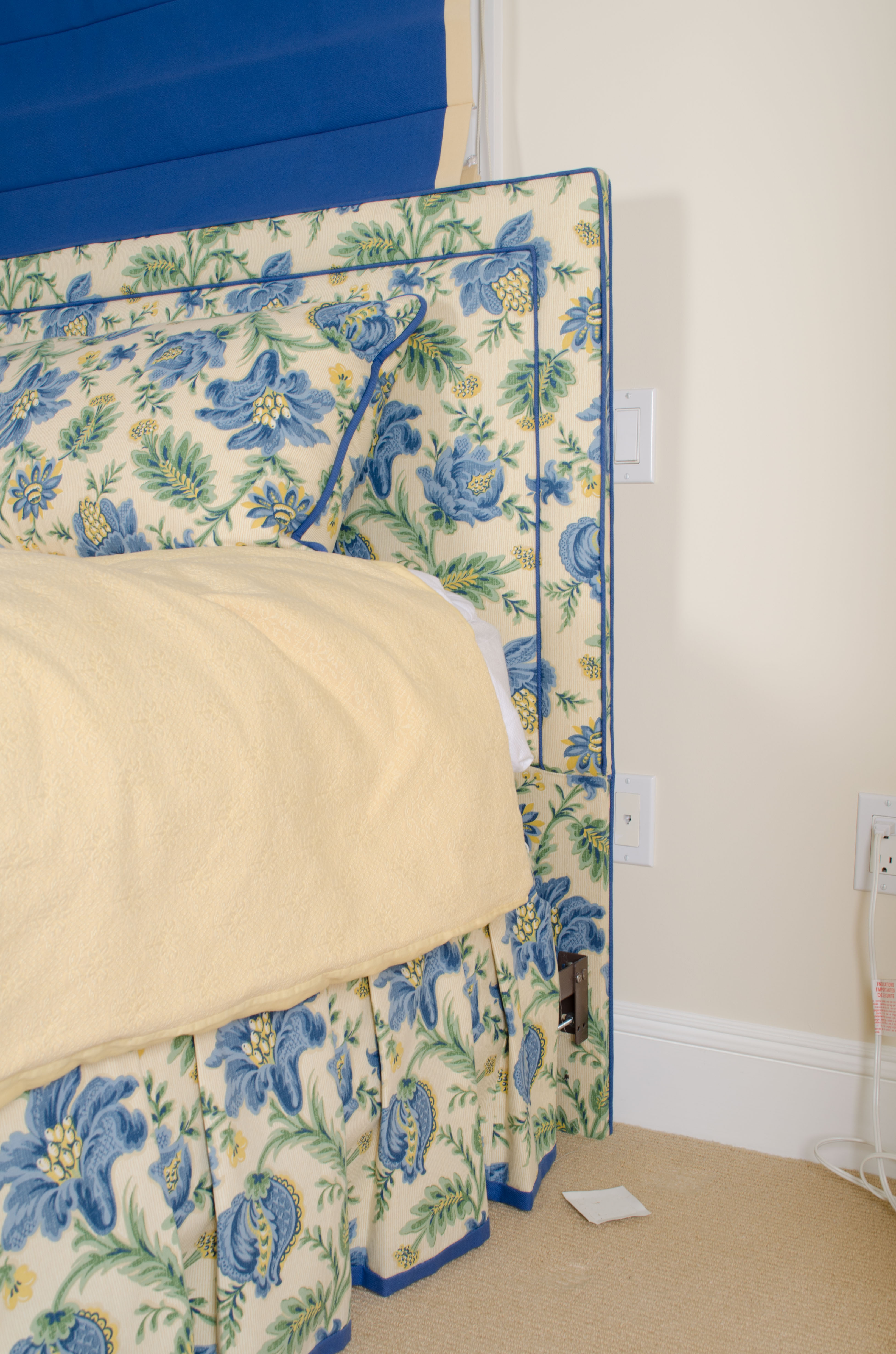 Custom Jee Jofa Coverlet And Floral Bedding