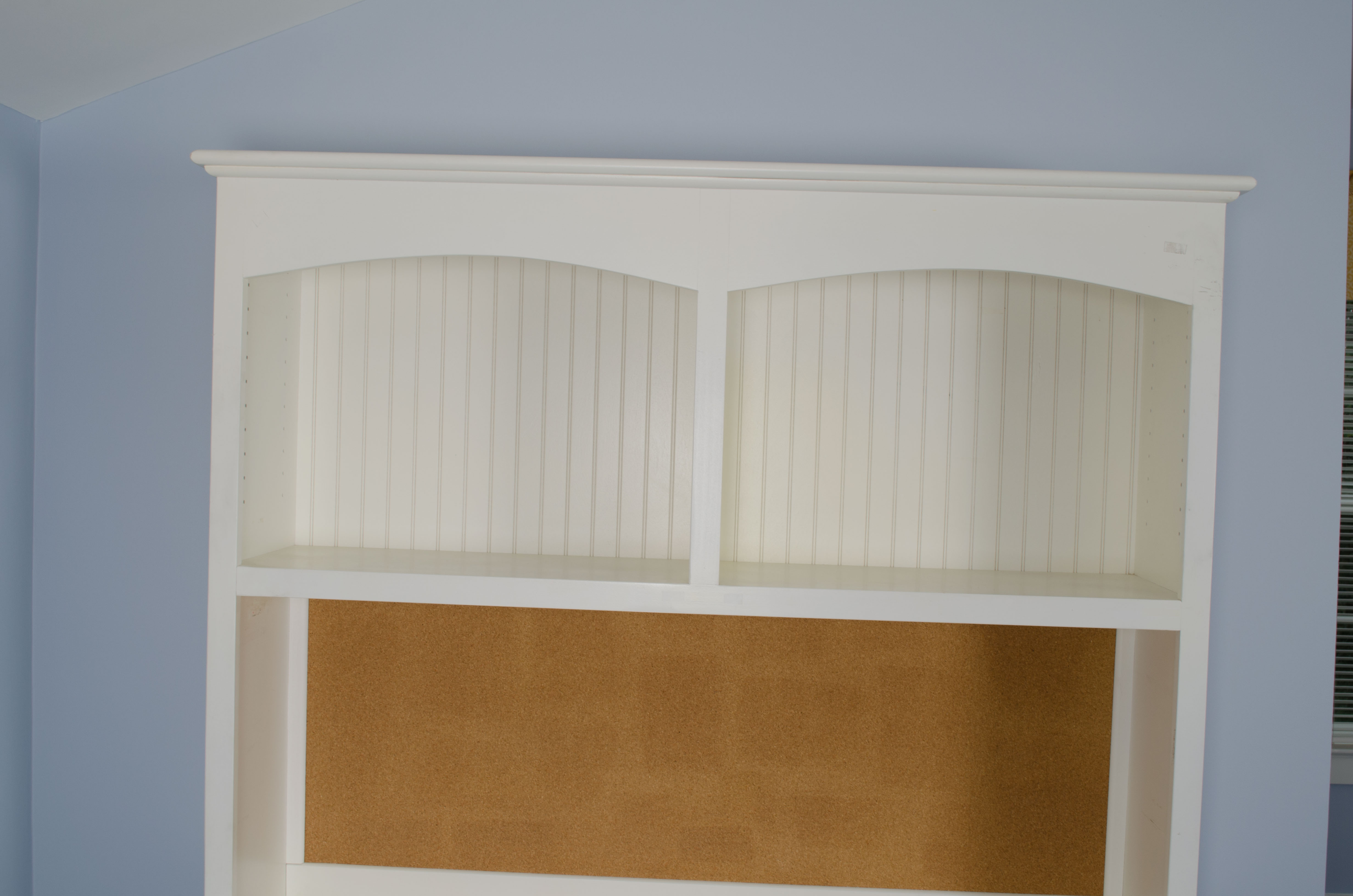 BB Kids Beadboard Desk And Hutch