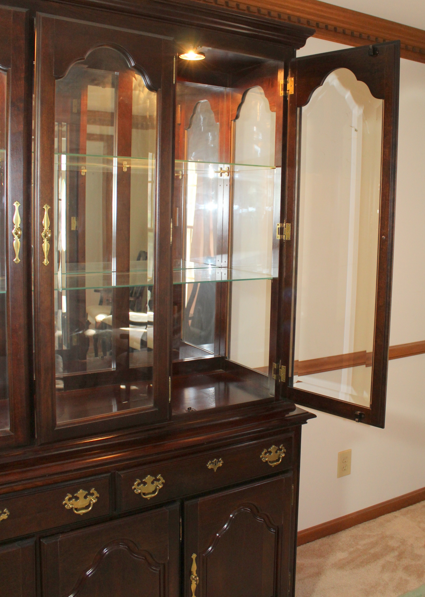 Kincaid "Cherry Mountain" Lighted China Cabinet