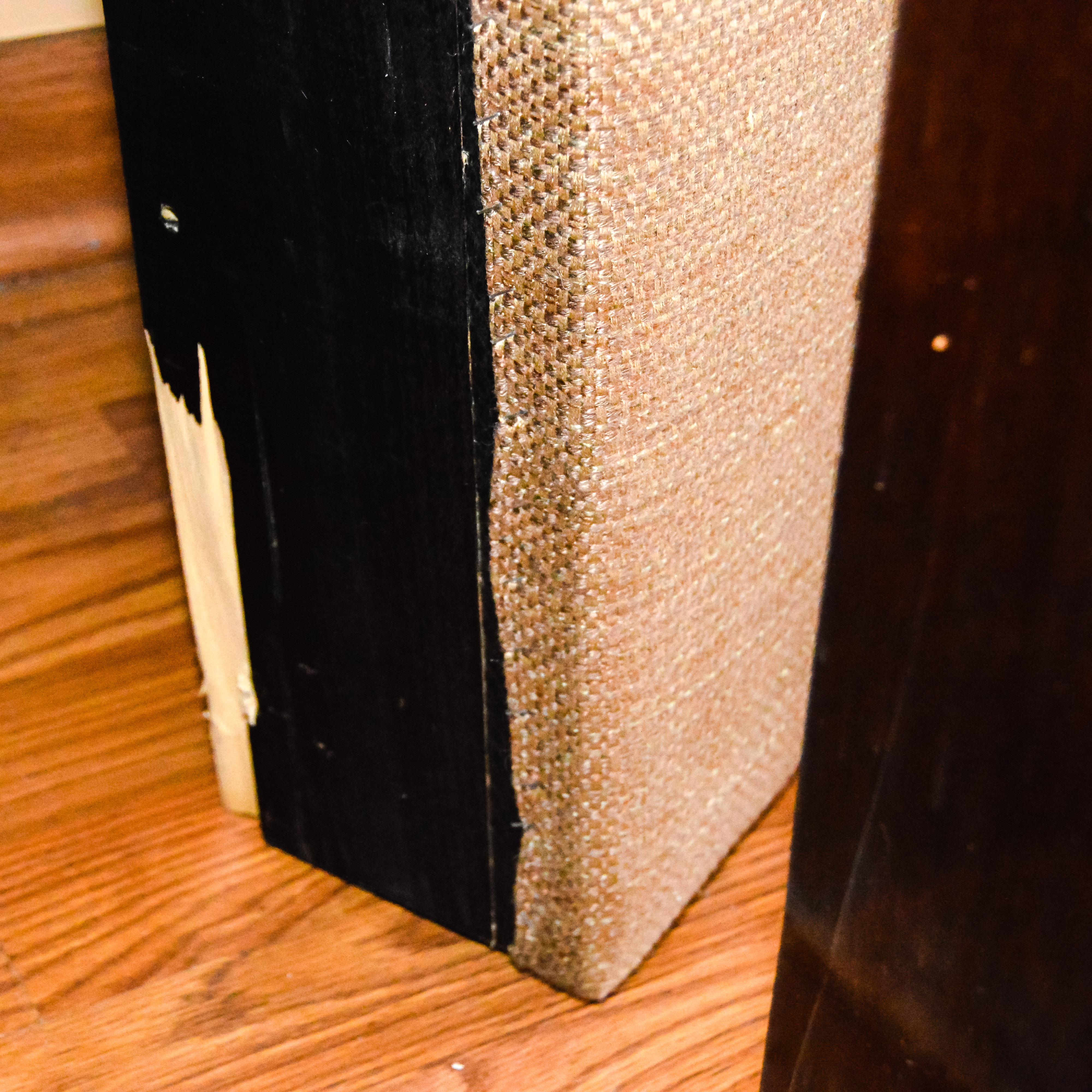 Henredon Upholstered Queen Bed with Woven Upholstery